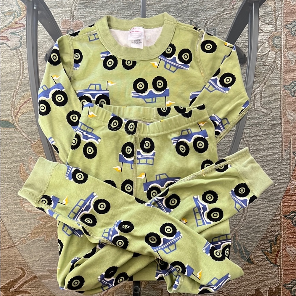 Hanna Andersson Green and Blue Pajama Sets with Playful Design